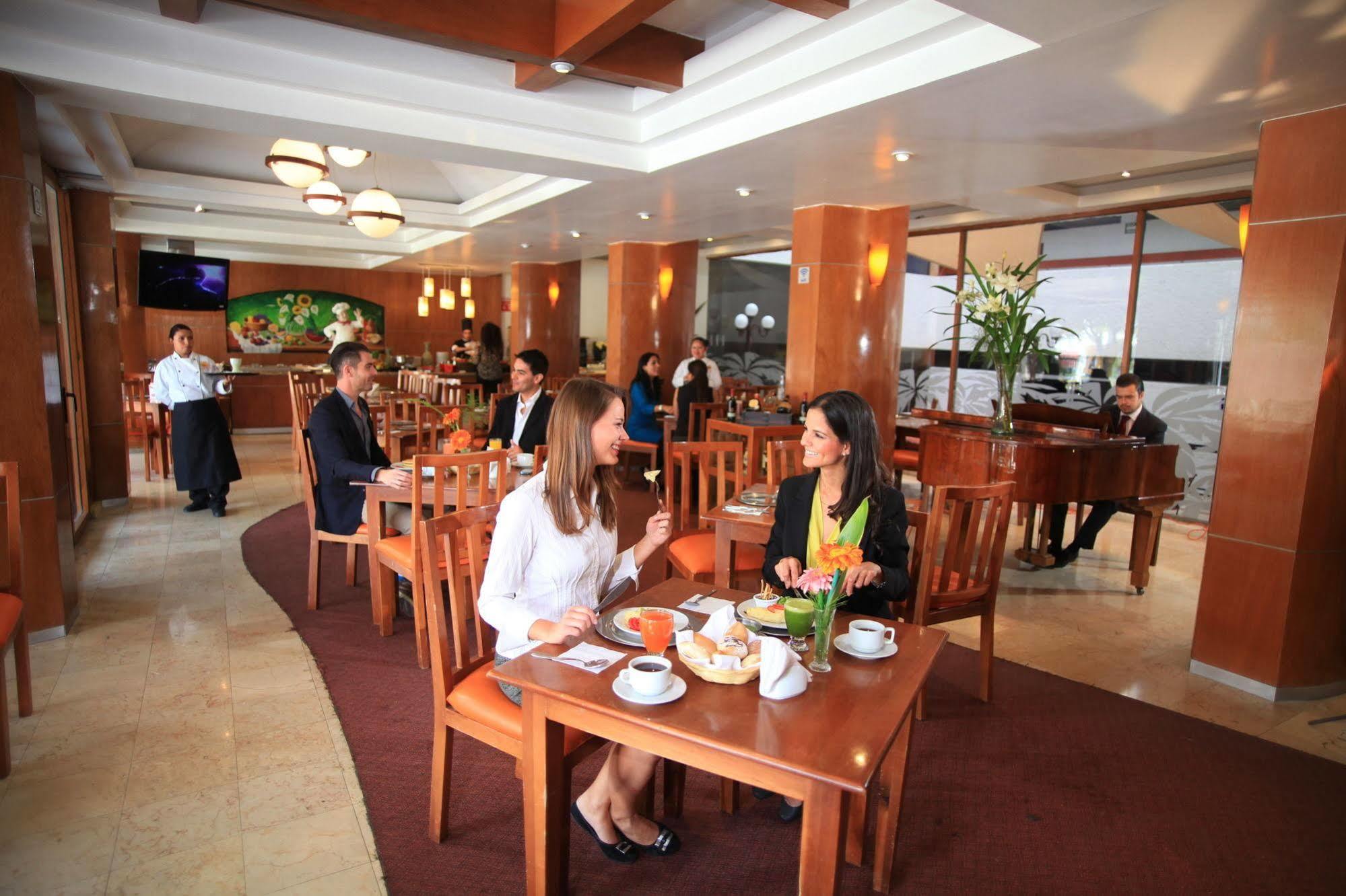 Hotel Ciros Pachuca Extérieur photo