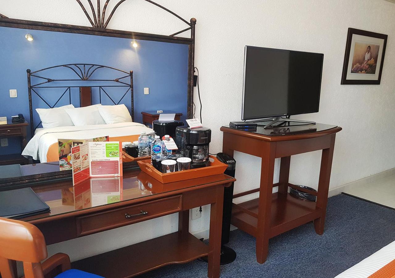 Hotel Ciros Pachuca Extérieur photo